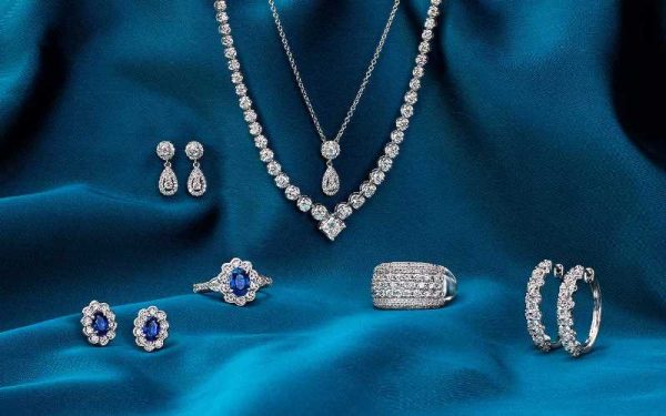 Mücevher Set- Kolye, Bileklik, Yüzük, Küpe